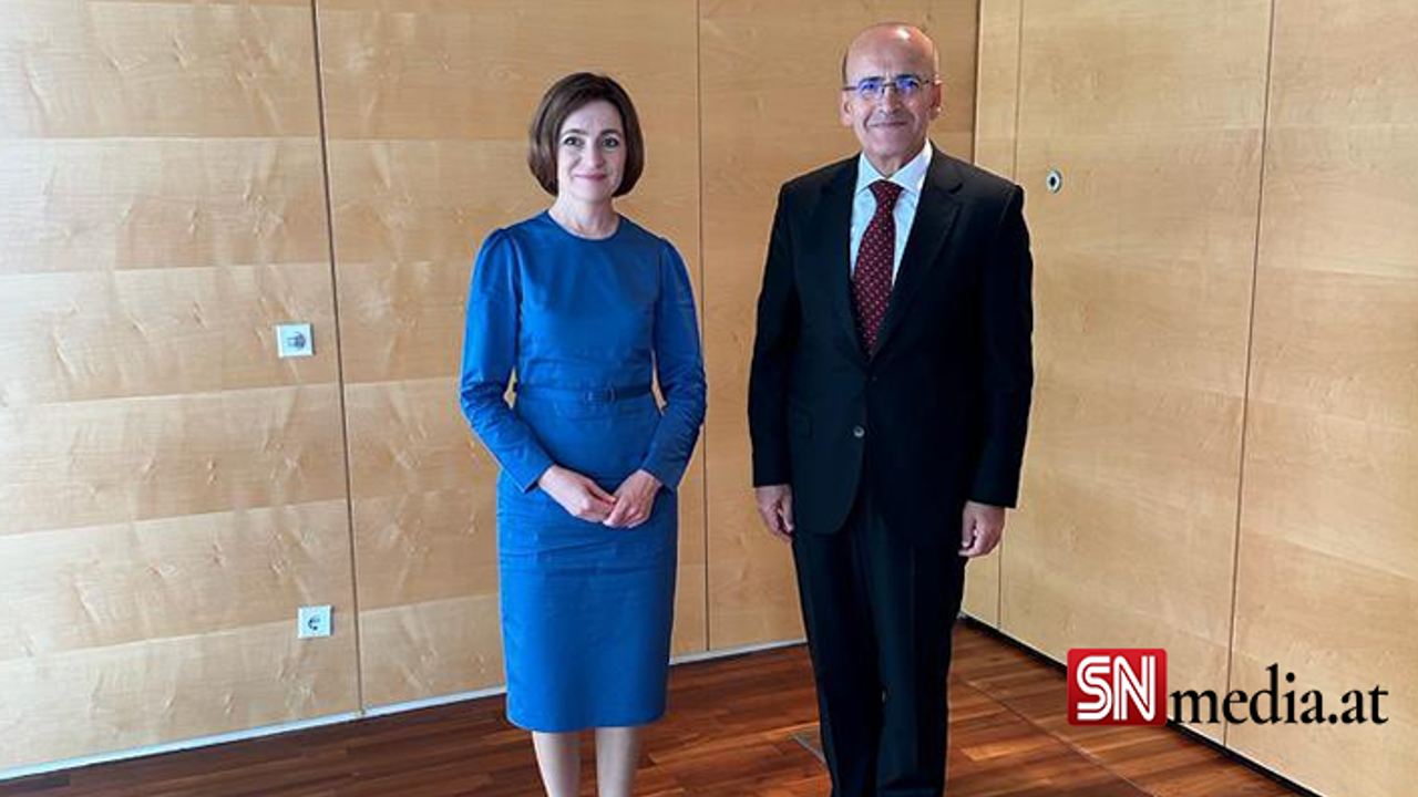 Bakan Şimşek Salzburg'da ikili temaslarda bulundu
