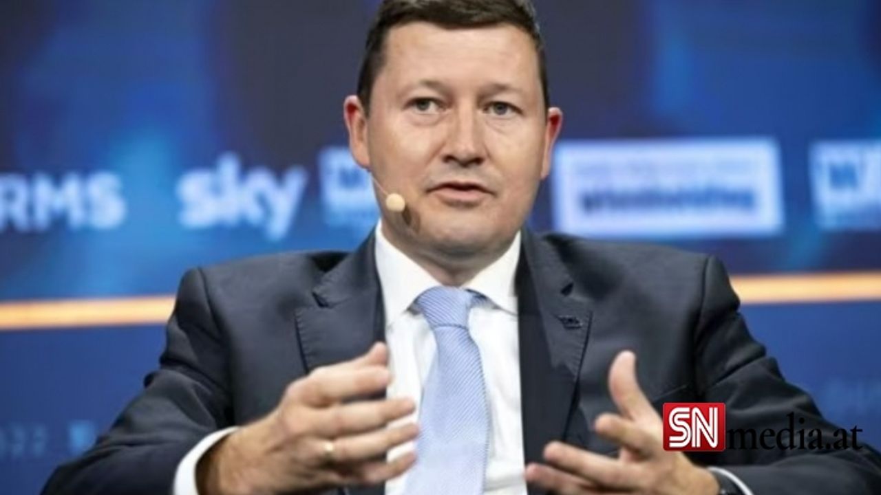AB Komisyonu, Viyana temsilcisi Martin Selmayr'ı uyardı