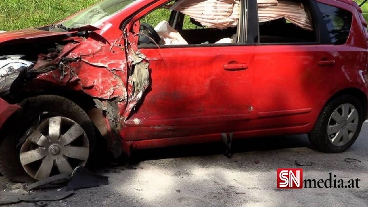 Direksiyonda uyuyan 87 yaşındaki sürücü hayatını kaybetti