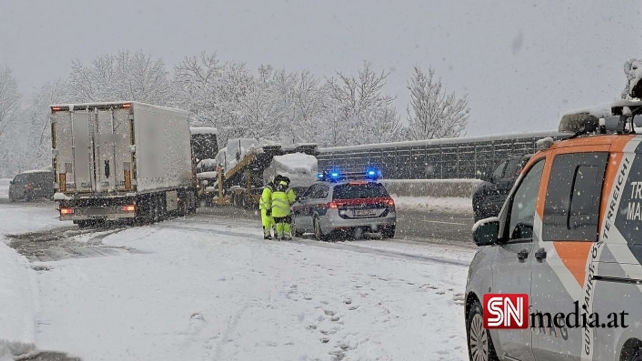 Salzburg'ta kar nedeniyle çok sayıda yol kapandı