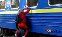 Odessa'dan ayrılmak isteyenler tren istasyonuna akın etti