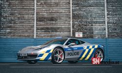 Çek Polisi, Ferrari'yi Devriye Arabasına Çevirdi