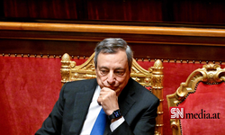 İtalya Başbakanı Draghi, Cumhurbaşkanı Matteralla'ya istifasını sundu