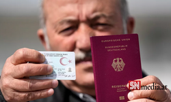 Yurt dışındaki Türklerin oy kullanma hakkı olmalı mı?