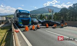 İklim Eylemcileri Tirol’de Otoban Kapattı