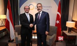 Hakan Fidan, Avusturyalı Mevkidaşıyla Görüştü