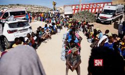 İtalyan adaya bir günde 6 bin 800 göçmen çıktı, karşılama merkezi doldu taştı
