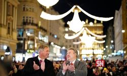 Viyana'da Noel ışıkları açıldı