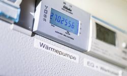 Avusturya hükümeti elektrik fiyat desteğini yarıya indiriyor
