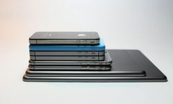 Apple, iPhone ile Samsung'un 12 yıllık liderliğini sonlandırdı
