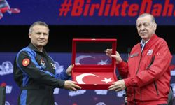 İlk Türk astronot Alper Gezeravcı uzay yolculuğuna çıkıyor