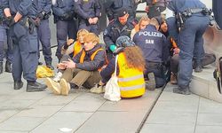 Viyana'da 1 haftada 100 iklim aktivisti tutuklandı