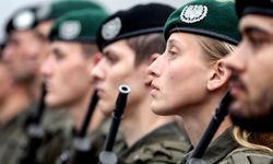 Avusturya'da iki yılda 257 kadın gönüllü olarak asker oldu