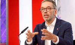 Öxit: Avusturyalı seçmenler Kickl'in AB'den çıkış planlarını destekliyor