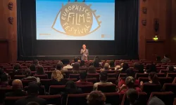Viyana'da Bekir Bülbül'ün 'Bir Tutam Karanfil' filmi seyirciyle buluştu