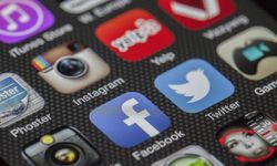 Rapor: Sayıştay'dan siyasi partilere sosyal medya eleştirisi