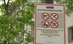 Viyana-Favoriten'deki "silaha yasak bölgede" 14 silaha el konuldu