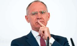 Avusturya İçişleri Bakanı: "Aile birleşimi için DNA testleri yapılacak"