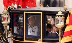 Prenses Kate aylar sonra geri döndü: Trooping the Colour resmi töreni başladı