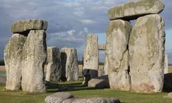 Stonehenge tarihçileri ikiye böldü: 5 bin yıllık taşlar nasıl ortaya çıktı?