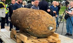 Köln’de 20 Bin Kişi Tahliye Edildi: 2. Dünya Savaşı’ndan Kalma Bombalar İmha Edildi