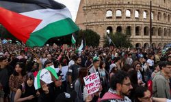 Roma’da Dev Protesto: Binlerce Kişi Gazze İçin Yürüdü