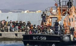 Yunanistan Kuzey Afrika’dan Gelen Göçmenlere Kapıları Kapatıyor