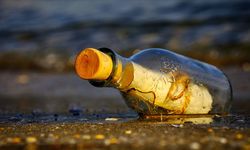 Bir asırlık mesaj: İki askerin şişedeki mektubu 109 yıl sonra bulundu