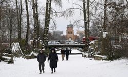 Avrupa’yı Kar ve Fırtına Vurdu: Ulaşım Durdu, Elektrikler Kesildi