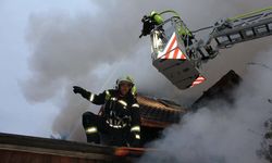 Aşağı Avusturya’da korkutan yangın: Bir ev tamamen küle döndü