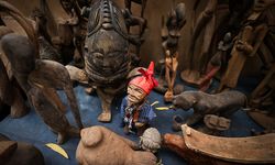 Fransa sömürge döneminde yağmalanan eserlerin iadesine ilişkin yasayı kabul etti