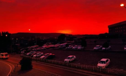 Avrupa'da gökyüzü kızıla büründü! Peki nedeni nedir?