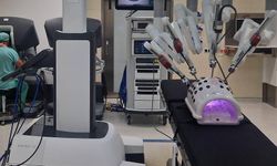 Avusturya'da robotik cerrahi yaygınlaşıyor: Yeni nesil ameliyat dönemi başlıyor
