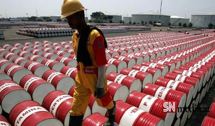 Suudi Arabistan'ın üretim kesinti planı sonrası petrol fiyatları 1 Dolar arttı