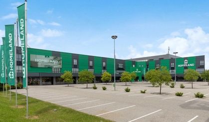 Türk iş insanı Viyana'da AVM satın aldı