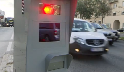 Viyana’da Radarlarla Cep Telefonu ve Emniyet Kemeri Denetimi