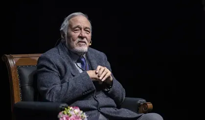 Prof. Dr. İlber Ortaylı, tedavi gördüğü hastanede hayatını kaybetti