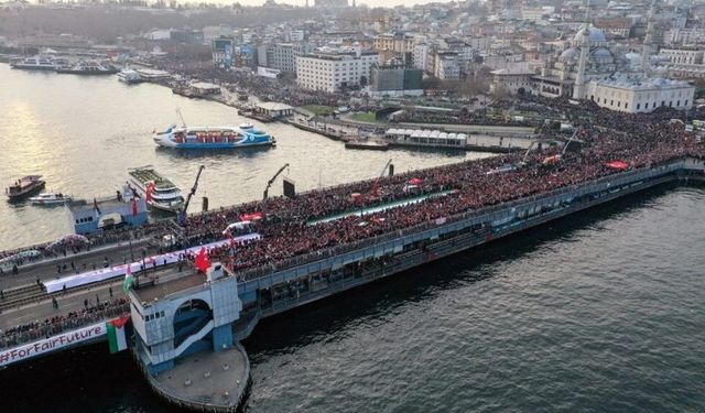 İstanbul’da yeni yılın ilk gününde şehitler ve Gazze için yürüyüş