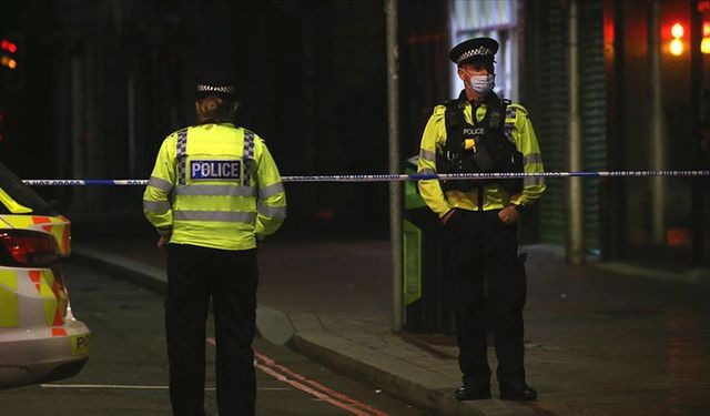 İngiltere'de bir cami kundaklandı: Polis soruşturma başlattı