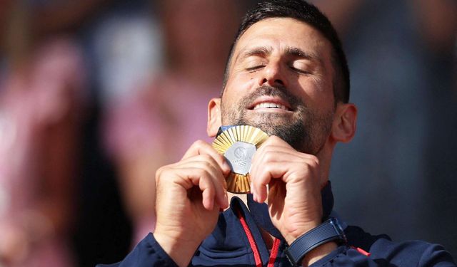 Novak Djokovic Olimpiyatlardaki İlk Altın Madalyasını Kazandı