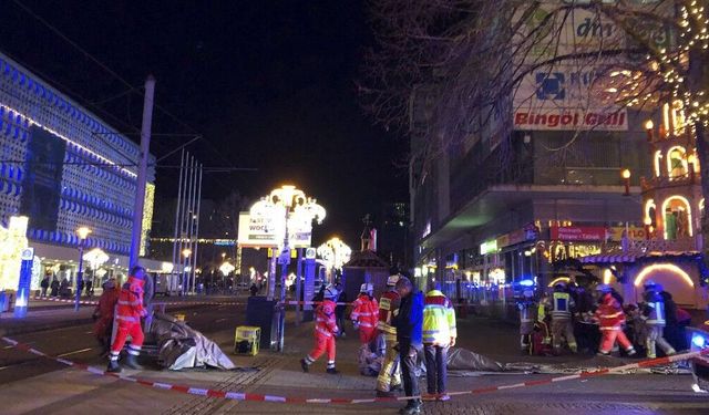 ABD'de festival alanında silahlı saldırı: En az 12 yaralı, saldırganlar firari