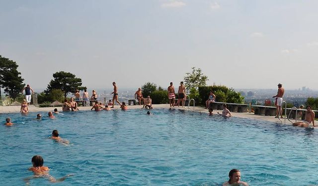 Viyana’da Açık Hava Yüzme Sezonu Başladı