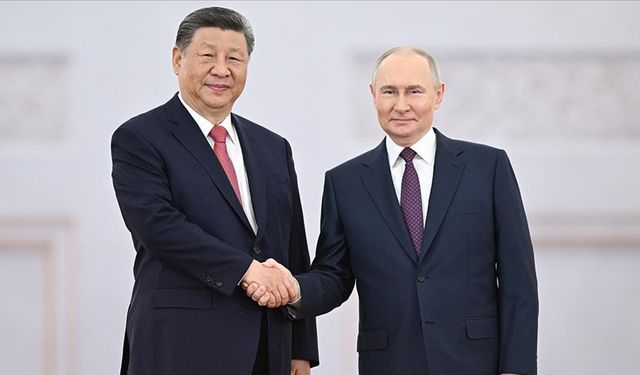 İsrail-İran Gerilimi BRICS’i Zayıflattı: Çin ve Rusya Seyirci Kaldı