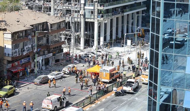 İran-İsrail Çatışmasında 7. Gün: Hastaneye Füze İsabet Etti, Gerginlik Tırmanıyor