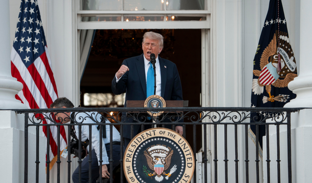 Trump’ın 12 Ülkeye Yönelik Seyahat Yasağı Yürürlüğe Girdi
