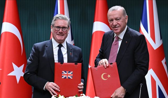 Erdoğan ve Starmer imzaları attı: Türkiye, 44 Eurofighter alacak