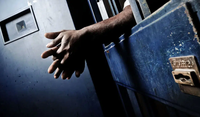 İtalya'da bir tutuklu, dördüncü kez firar etmeyi başardı