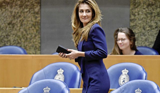 Hollanda'da yeni Başbakan Yardımcısı Dilan Yeşilgöz oldu