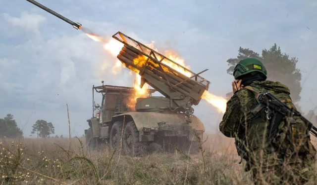 MSB: İran'dan ateşlenen füze imha edildi, Gaziantep'te boş alana düştü