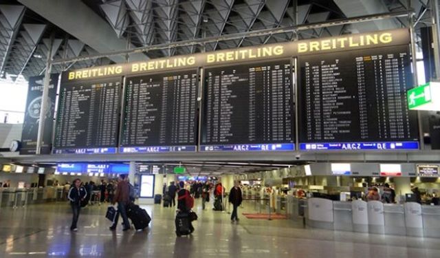 Viyana Uluslararası Havalimanı’nda Orta Doğu Krizi: Binlerce Yolcu Mahsur